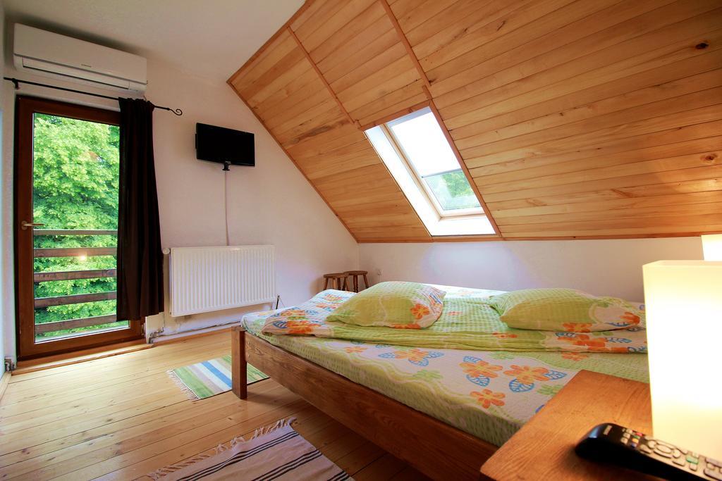 Vila Sucu Hotel Poiana Mărului Cameră foto